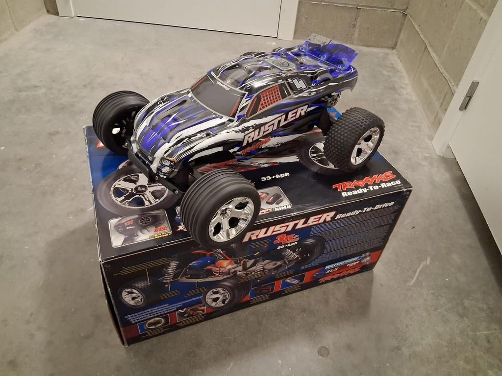 Traxxas Rustler 1/10 2wd - Slash 1/10 2wd, Enlèvement, Comme neuf