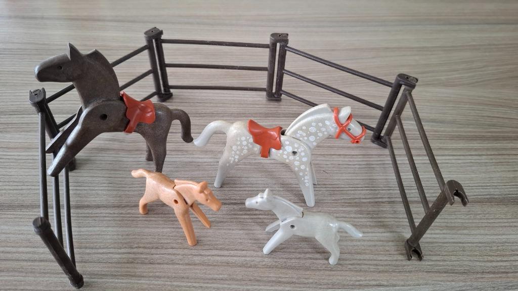 Playmobil Paarden met hekwerk (3299), Ophalen, Gebruikt