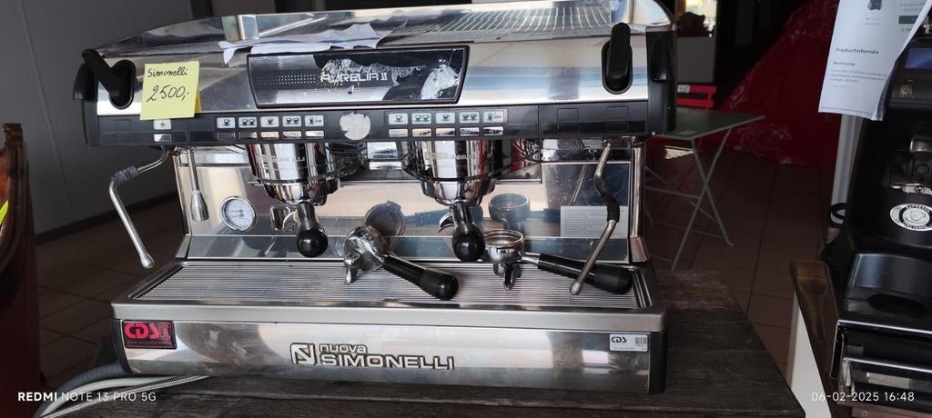 Proffesioneel espressomachine. NUOVA SIMONELLI., Ophalen