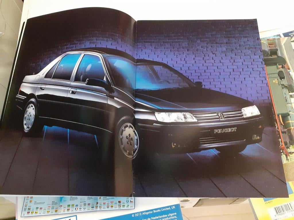 Brochure peugeot 605, Livres, Autos | Brochures & Magazines, Enlèvement ou Envoi, Comme neuf, Peugeot