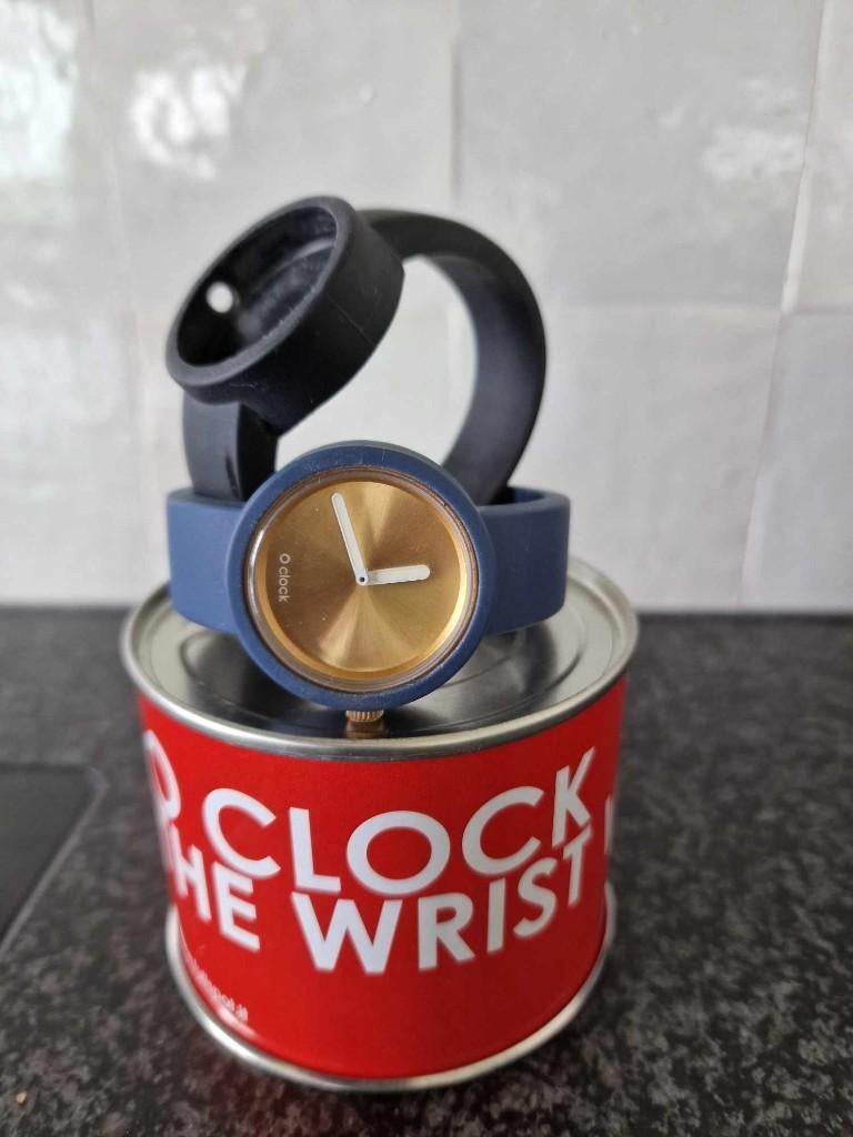 Uurwerk O Clock in silicone met verwisselbaar bandje, Montre-bracelet, Autres marques, Enlèvement ou Envoi, Utilisé