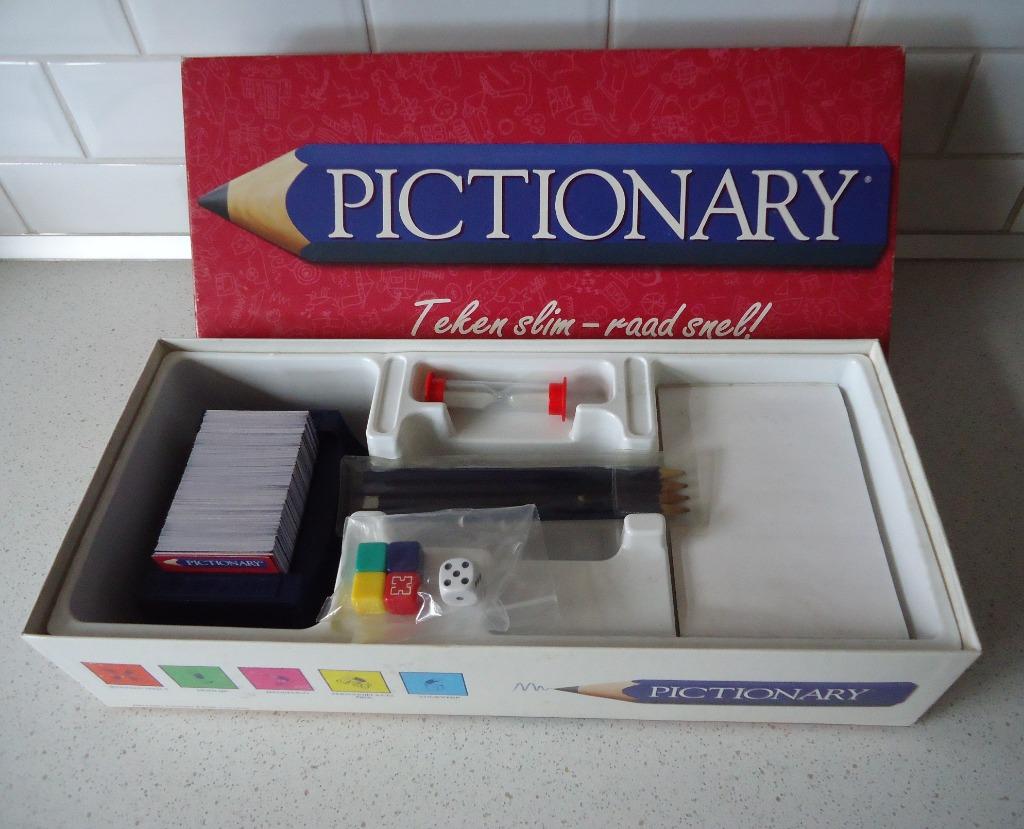 Nieuwe "Pictionary" van MB spellen in prima staat !, Een of twee spelers, Ophalen of Verzenden, Zo goed als nieuw, MB SPELLEN