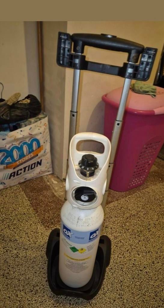 Medische zuurstoffles oxycure, Ophalen