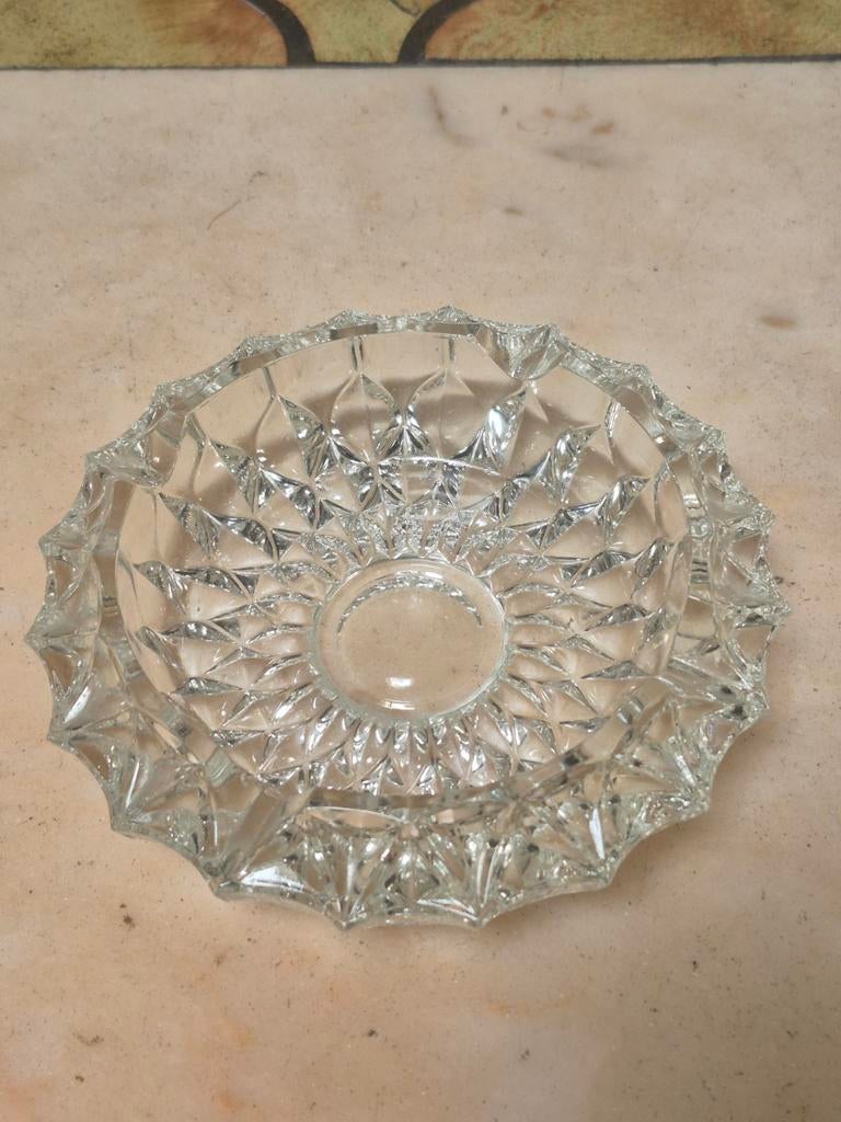Magnifique cendrier ou vide poches vintage en verre ciselé., Antiquités & Art, Enlèvement