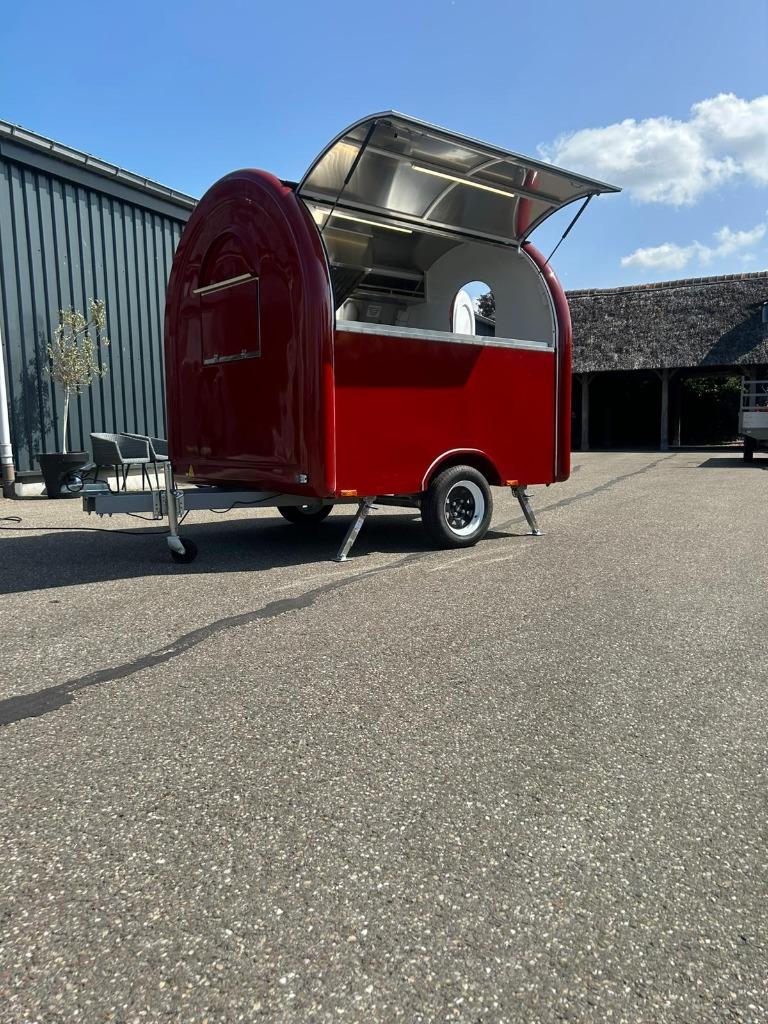 Nouvelle remorque alimentaire, Enlèvement