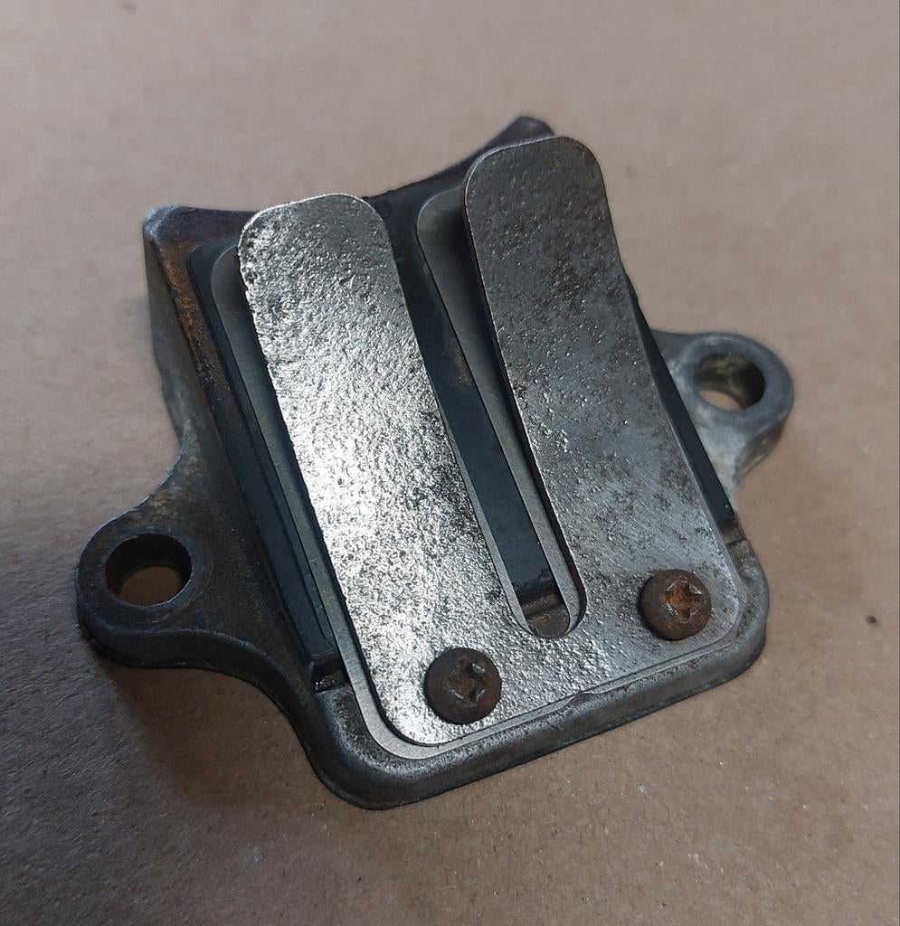 Ventielhuis voor Suzuki TS 50/RM 50/RM 80, Motoren, Onderdelen | Suzuki, Ophalen of Verzenden, Gebruikt