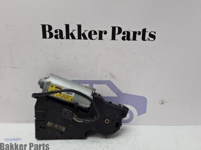 Moteur toit ouvrant d'un Volkswagen Passat, -, Volkswagen, -, 3 mois de garantie
