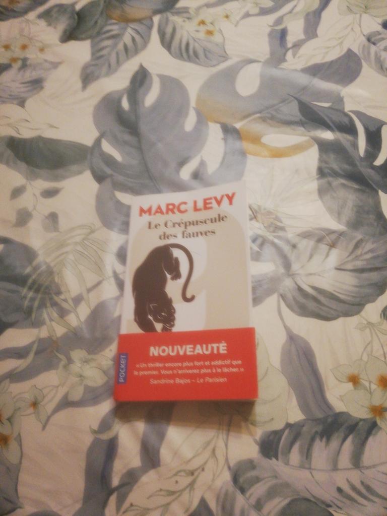 Marc Lévy. Le Crépuscule des fauves., Zo goed als nieuw
