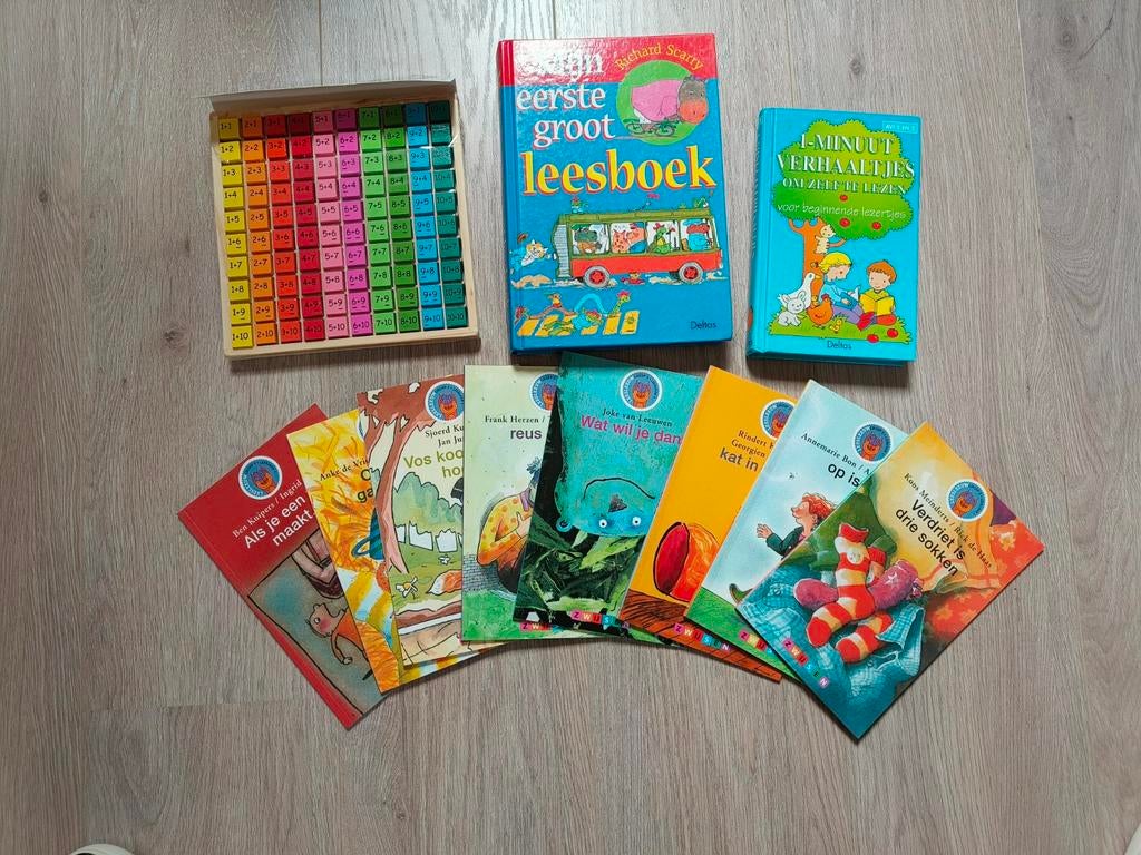 Leerpakket eeste leerjaar: leesboeken en telraam, Boeken, Ophalen, Zo goed als nieuw