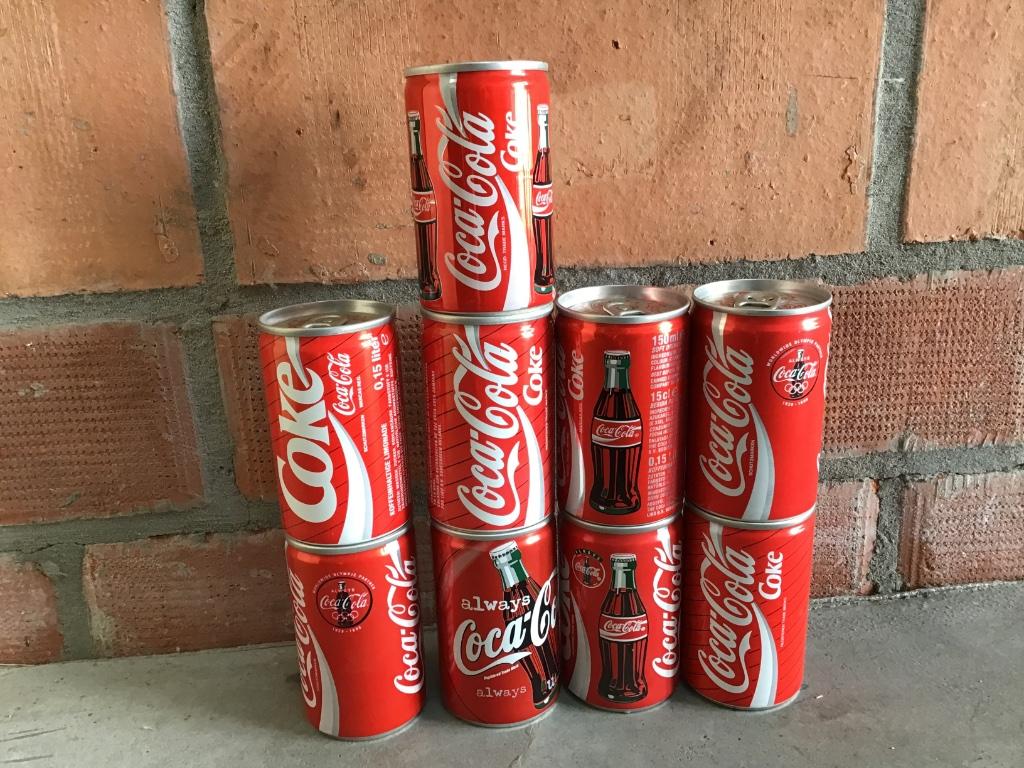 Coca-Cola 9 verschillende kleine blikjes, Ophalen of Verzenden, Gebruikt, Verpakking