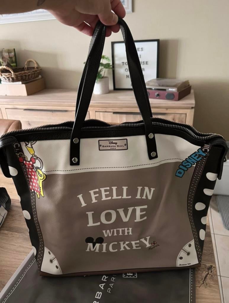 Handtas Disney/Mickey, Handtassen en Accessoires, Tassen | Damestassen, Ophalen, Zo goed als nieuw, Zwart, Handtas