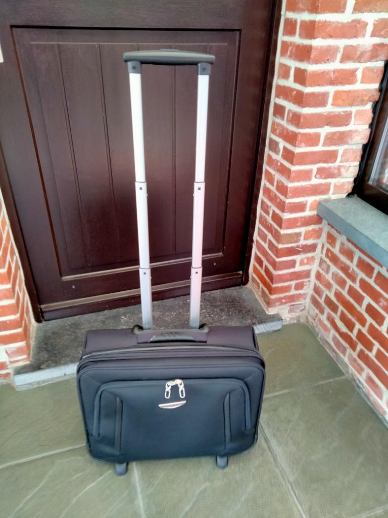 SAMSONITE 1910 LAPTOPTAS MET WIELTJES, Ophalen, Zo goed als nieuw