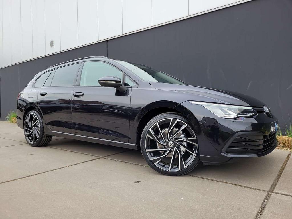 Volkswagen Golf Variant 1.0 TSI *NAVI*VIRTUAL COCKPIT*PTS*A, 0 kg, 0 kg, Zwart, https://public.car-pass.be/vhr/7732cb8c-2124-4136-85fa-0a5b1f4bf1fc