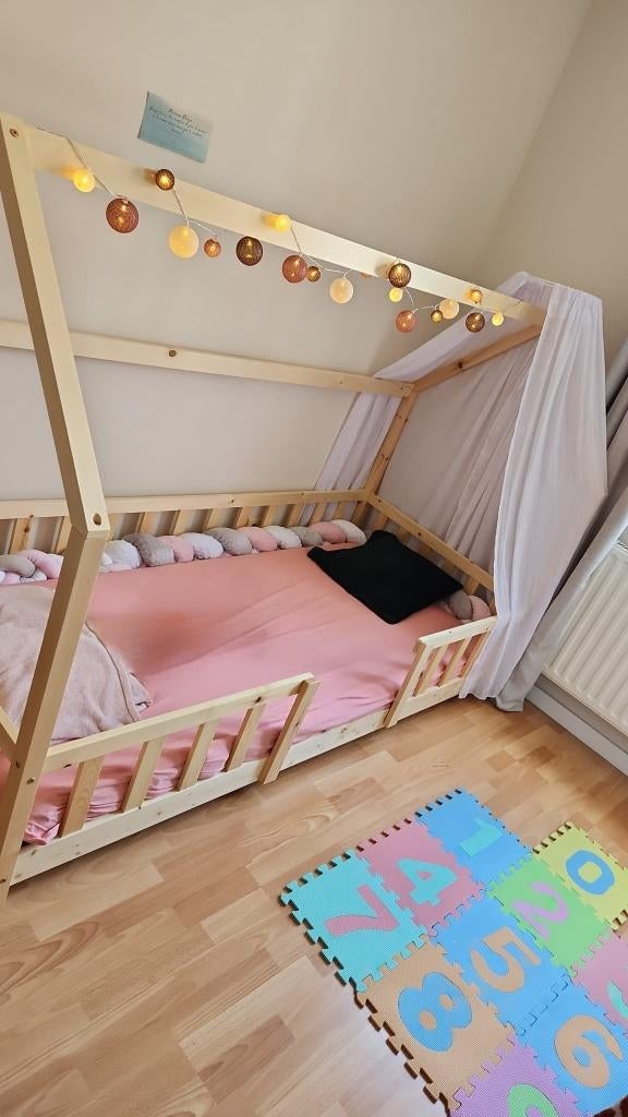 Lit cabane, 70 à 85 cm, Sommier à lattes, Enlèvement, 180 cm ou plus