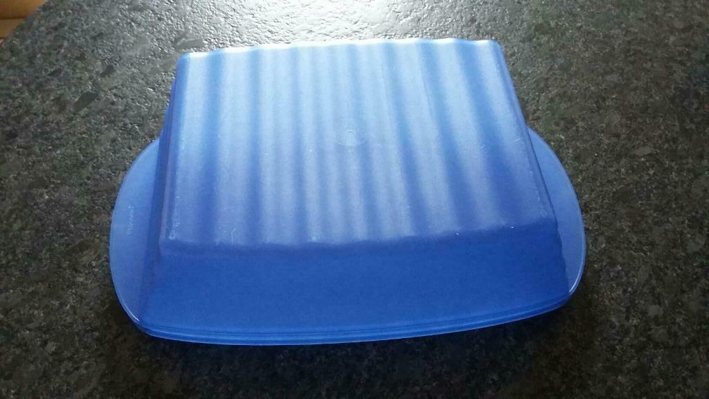 TUPPERWARE – Plateau gourmand bleu, Enlèvement, Utilisé, Bleu, Boîte