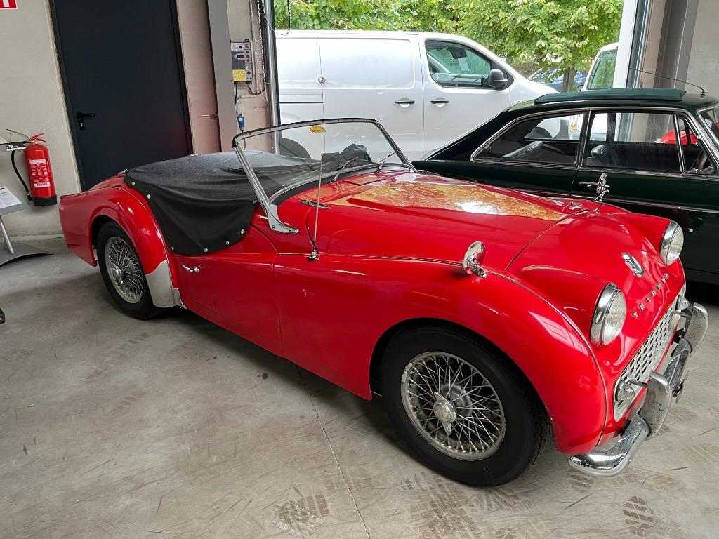 TRIUMPH TR3, Auto's, Oldtimers, Achterwielaandrijving, Zwart, Cabriolet, Triumph