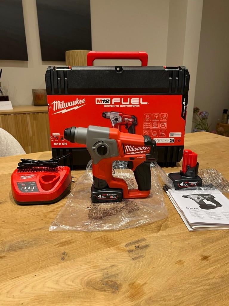 Milwaukee M12 CH402X - Accu klopboormachine - Nieuw, Doe-het-zelf en Bouw, Gereedschap | Boormachines, 600 watt of meer, Boor- en/of Breekhamer
