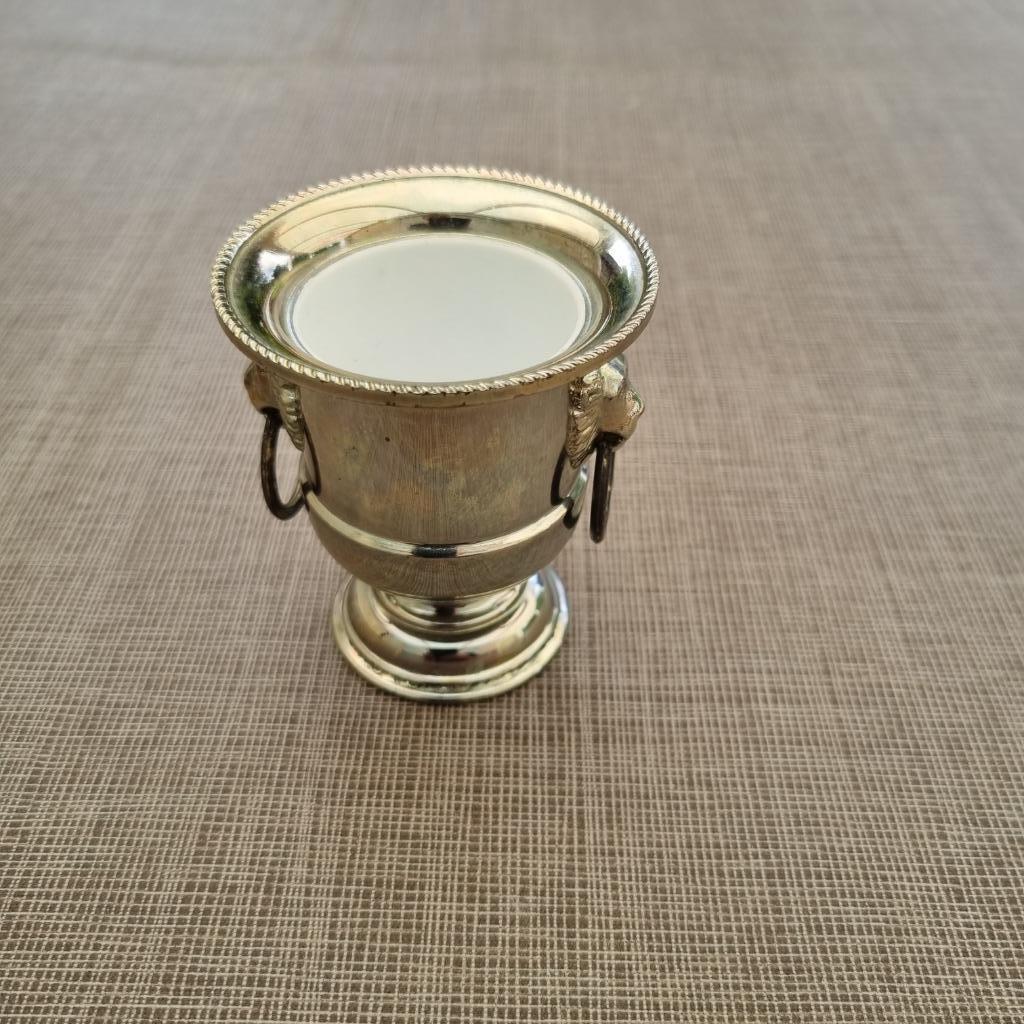 Verzilverd potje met leeuwenkopjes, Antiquités & Art, Antiquités | Argent & Or, Enlèvement ou Envoi