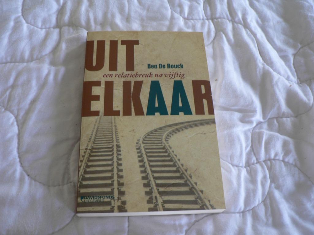 Uit elkaar Ben De Rouck, Ophalen of Verzenden, Zo goed als nieuw, Ben De Rouck
