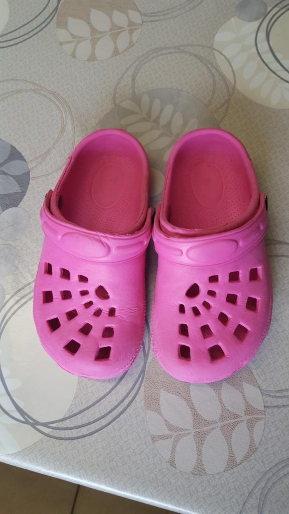 roze crocs maat 28 roos kindercrocs, Kinderen en Baby's, Gebruikt, Meisje, Overige typen, Ophalen of Verzenden