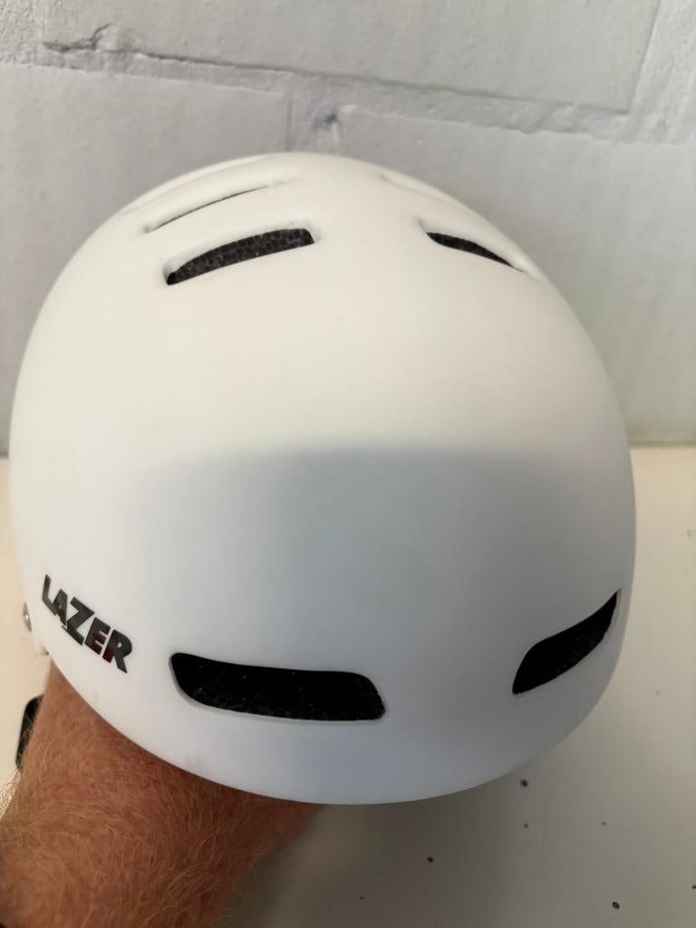 Fietshelm Laser One Dames, Fietsen en Brommers, Ophalen, Zo goed als nieuw, Dame, M