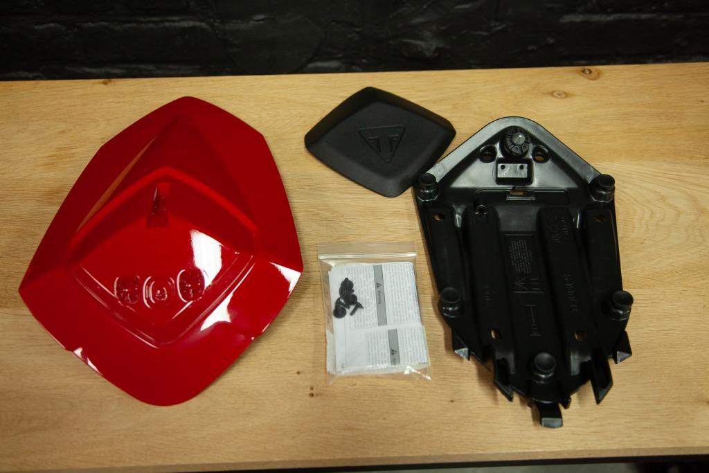 Capot de selle Triumph Street Triple, Ophalen, Nieuw