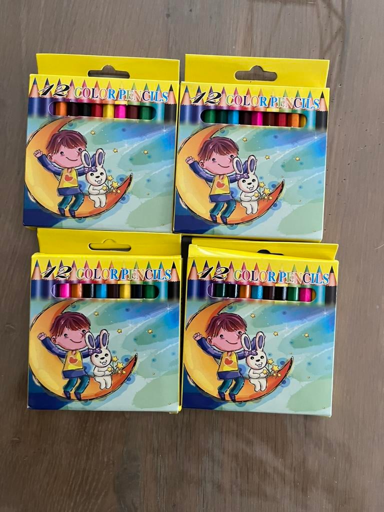 4 boîtes de nouveaux crayons de couleur, Enlèvement ou Envoi, Neuf