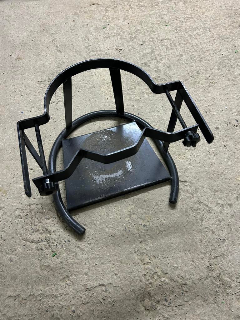 Socle sécurité pour bouteille gaz helium ou autre, Enlèvement, Utilisé