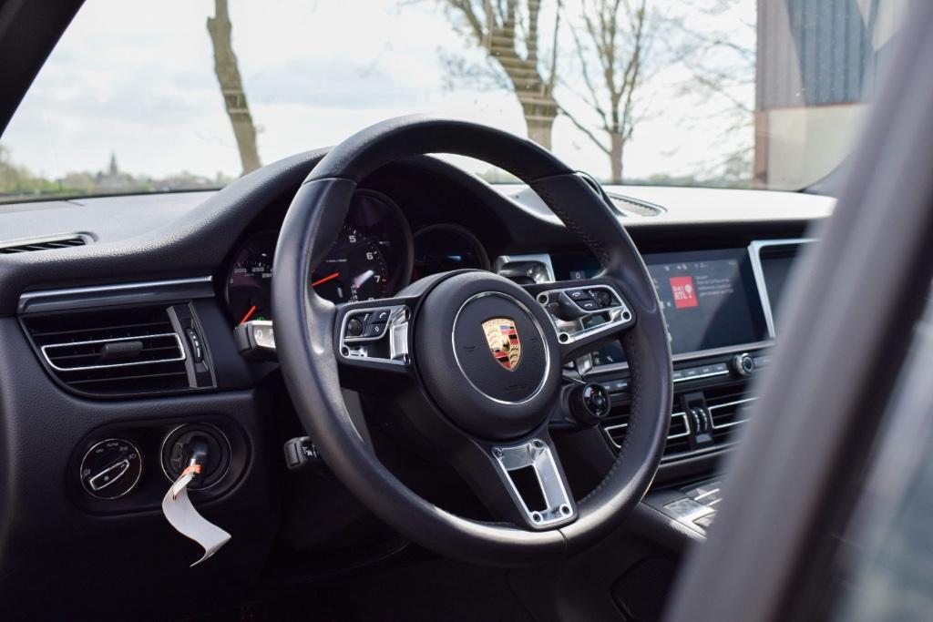 Porsche Macan Verkopen? Efficiënt & Veilig bij David Rouss, Autos, Porsche, Achat, Entreprise, Entretenue par le concessionnaire