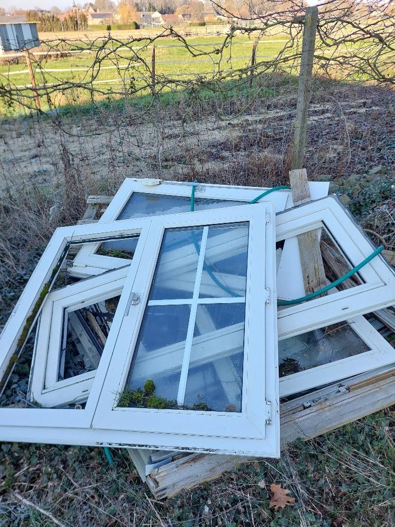 Gratis pvc-ramen, Bricolage & Construction, Vitres, Châssis & Fenêtres, Utilisé, Fenêtre de façade ou Vitre, 80 à 120 cm, 80 à 120 cm