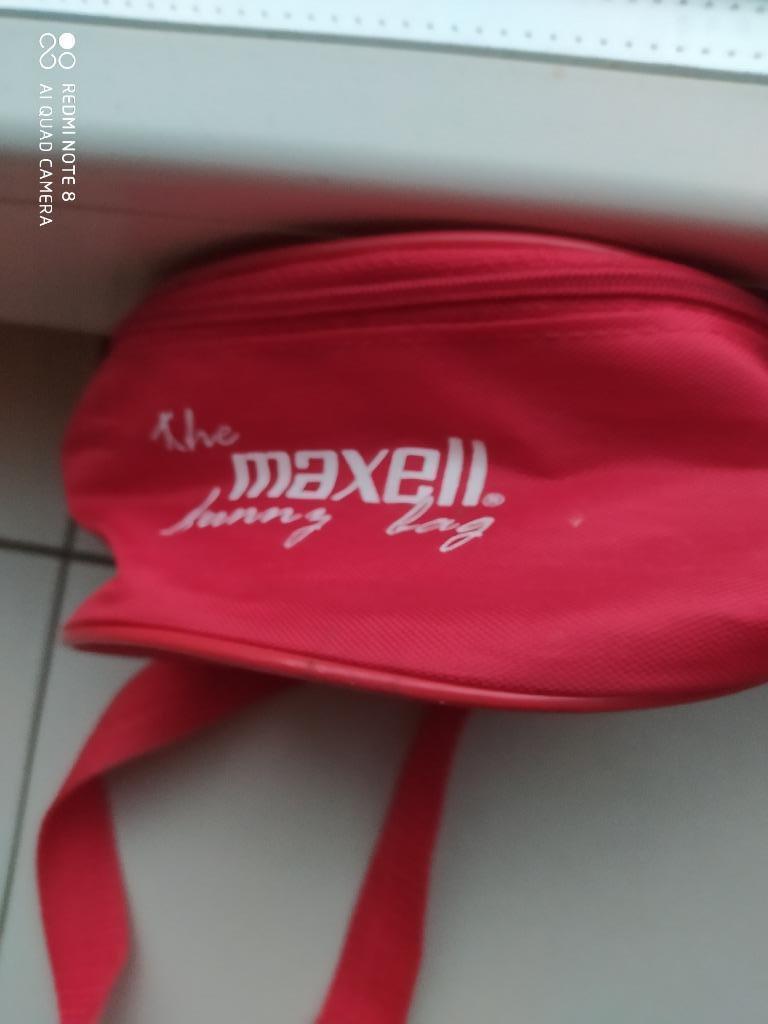 rood buideltasje van merk Maxell, Ophalen of Verzenden, Zo goed als nieuw, Gebruiksvoorwerp