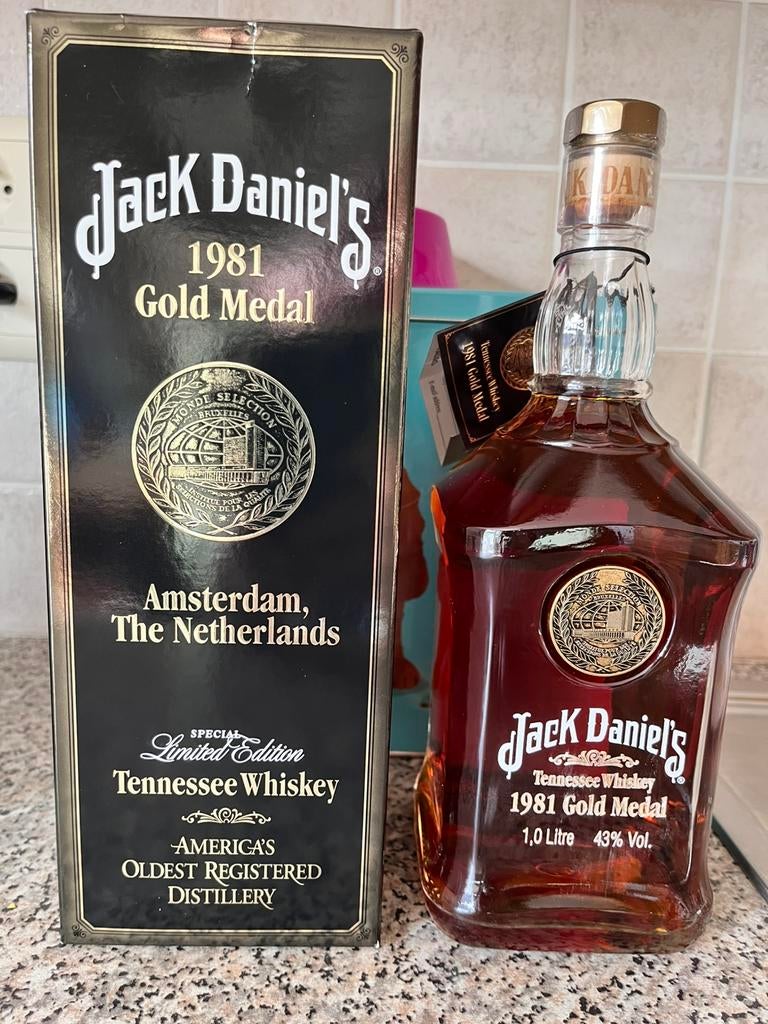 Jack Daniel’s Gold Medal 1981, Ophalen, Zo goed als nieuw, Overige typen, Vol