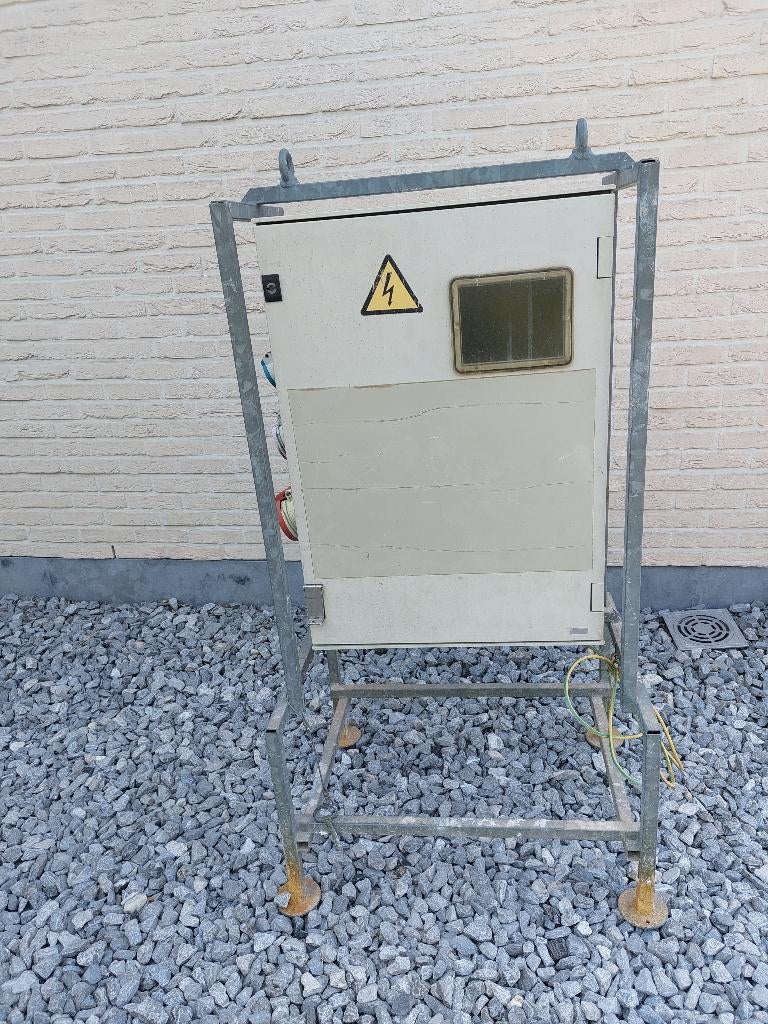 werfkast 32A, Ophalen, Gebruikt