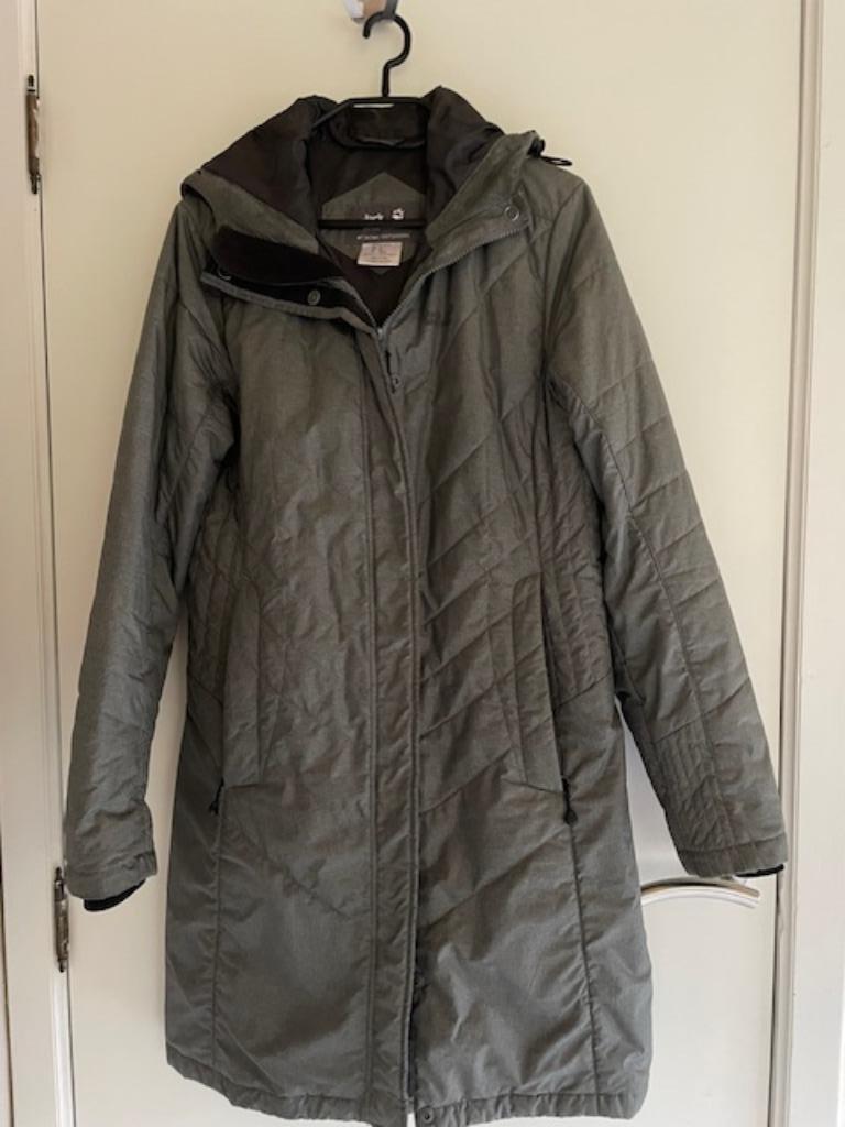 Grijze Winterjas Jack Wolfskin maat M, Maat 38/40 (M), Ophalen of Verzenden, Zo goed als nieuw, Jack Wolfskin