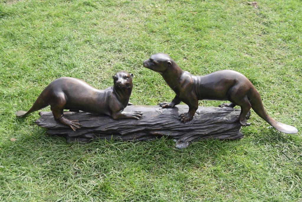 SCULPTURE BRONZE FAISANT FONTAINE (les loutres), Antiquités & Art, Antiquités | Bronze & Cuivre, Bronze, Enlèvement