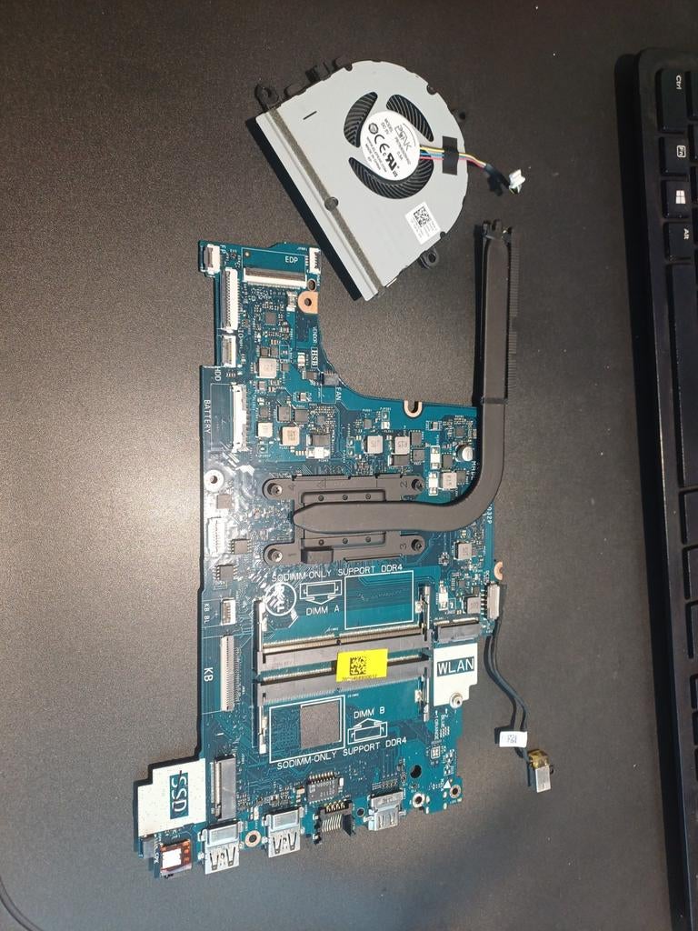 Moederbord en fan voor Dell vostro 3500, Informatique & Logiciels, Enlèvement ou Envoi