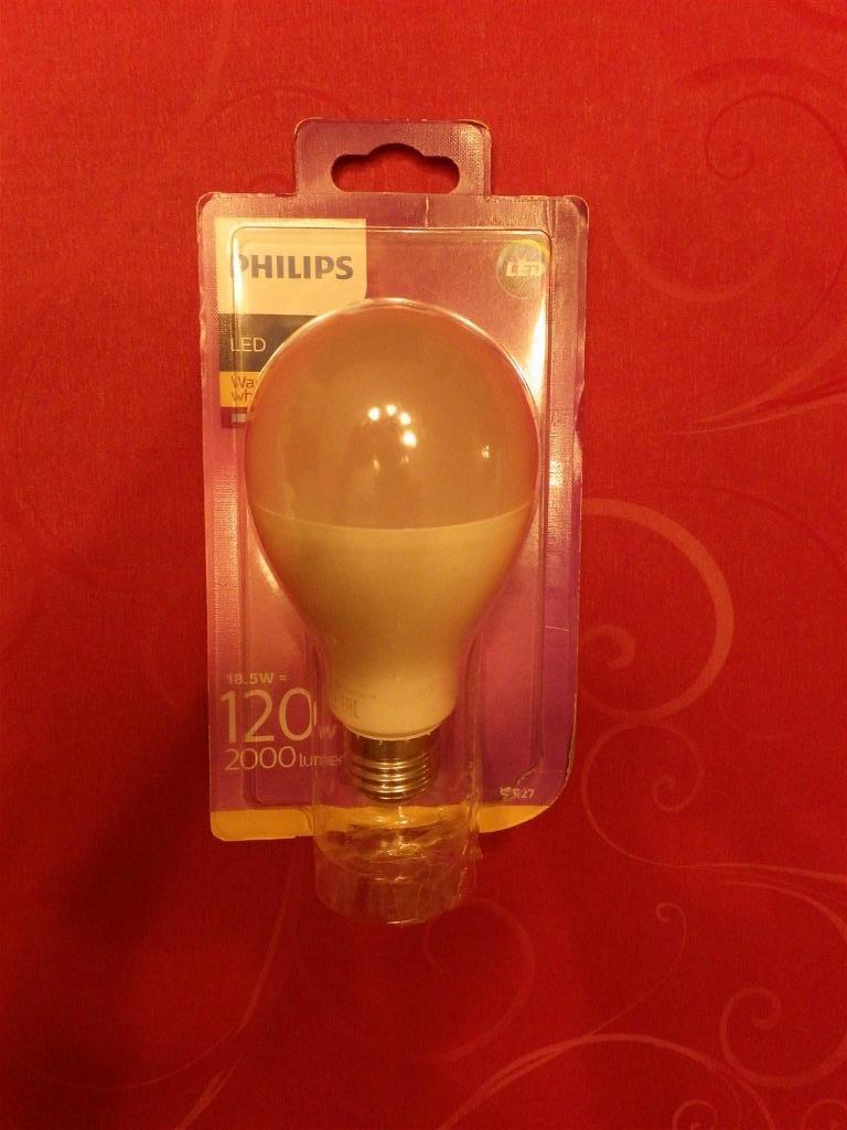 Nieuwe Philips LED lamp 18,5W=120W 2700K E27 mat, Ophalen of Verzenden, Nieuw, E27 (groot), Led-lamp