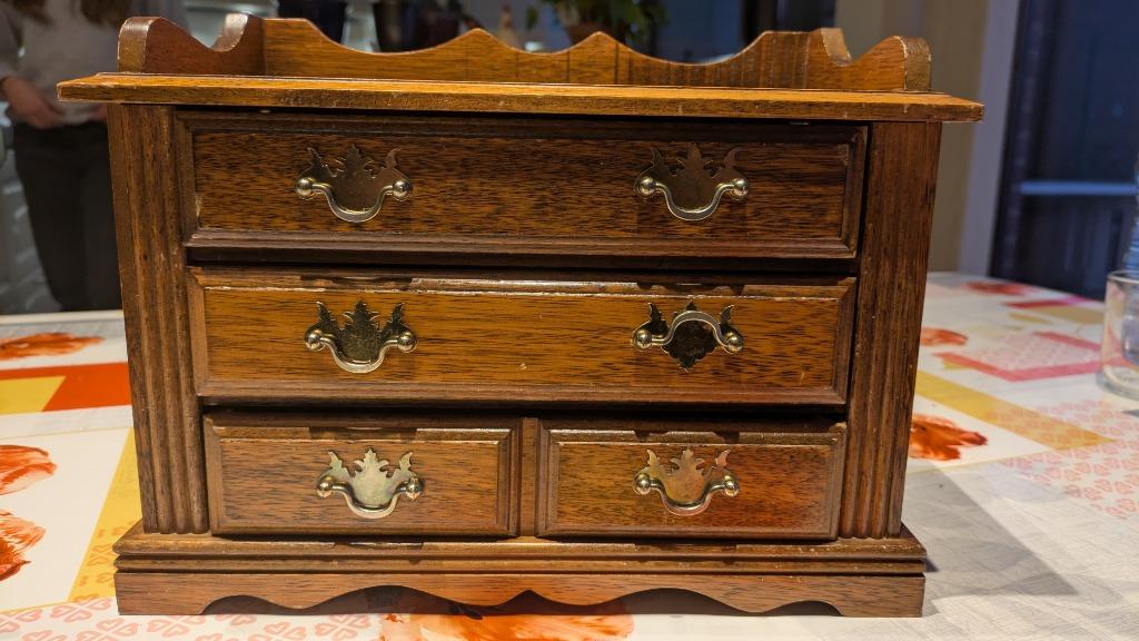 Boîte à bijoux, Enlèvement ou Envoi, Utilisé