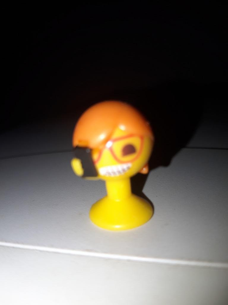 Emoji Aldi 2024 Vivi Vlogstar, Aldi, Enlèvement ou Envoi