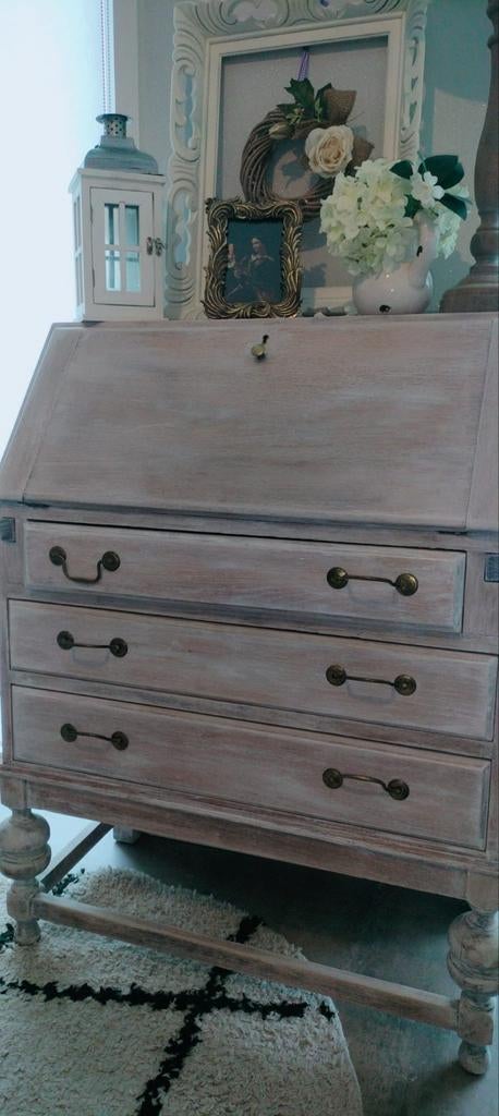 Antiek bureau/secretaire, Huis en Inrichting, Ophalen, Zo goed als nieuw