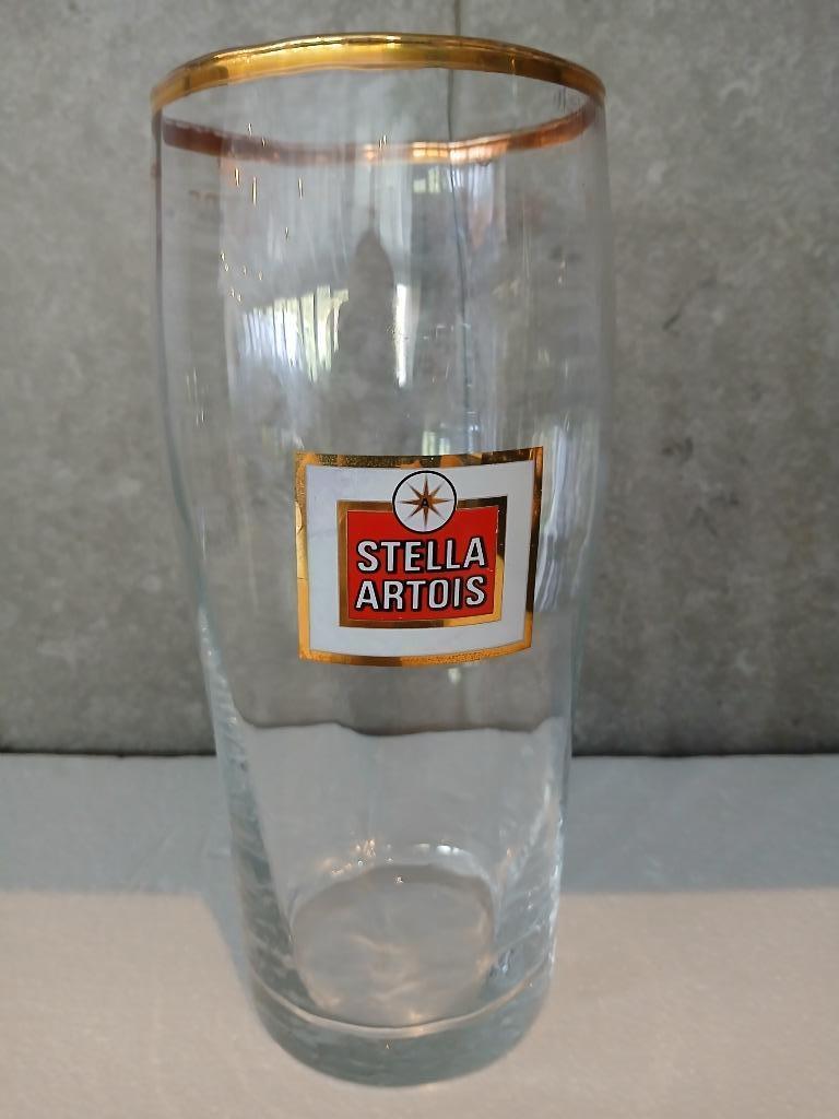 Groot STELLA ARTOIS glas van het Franse type 1LITER in perfe, Verzamelen, Ophalen of Verzenden, Zo goed als nieuw, Glas of Glazen