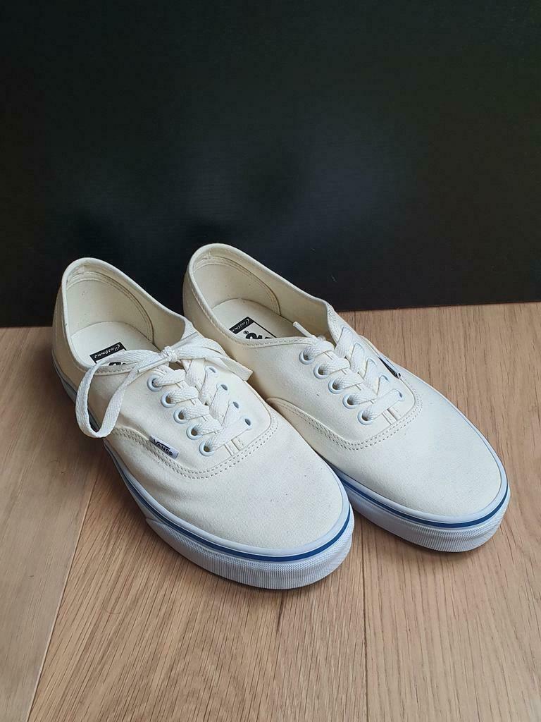VANS Custom neuves beige (pt. 41), Wit, Nieuw, Ophalen of Verzenden, Sneakers
