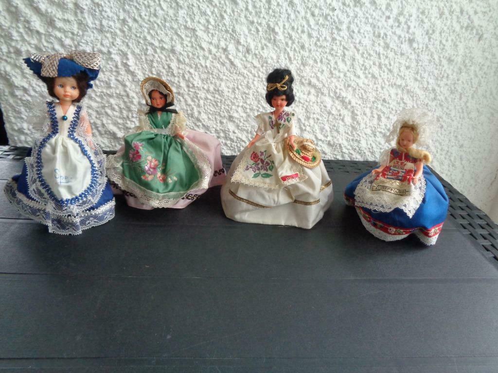 Anciennes poupées folklorique. 4 pièces. Vintage 1900. N° 2, Enlèvement ou Envoi, Utilisé, Poupée