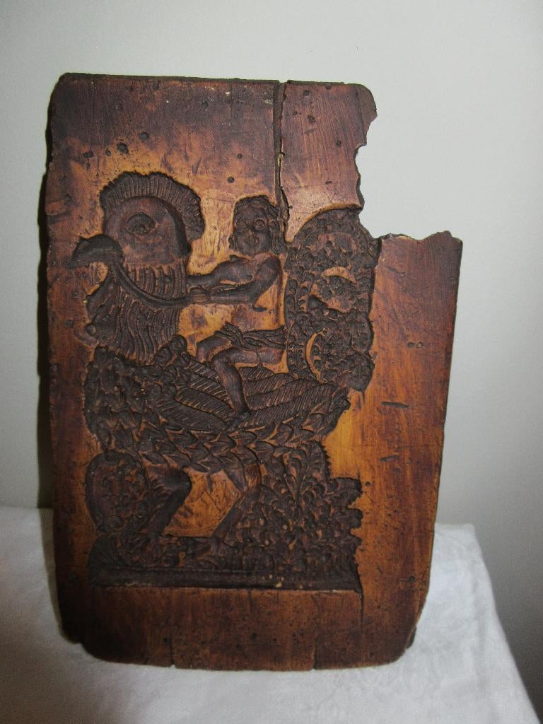 Heel oude houtgravure uitsnijding in hout decoratie vintage, Antiek en Kunst, Ophalen