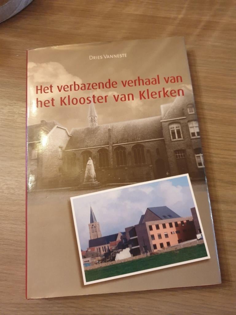 KLERKEN HOUTHULST Het verbazende verhaal van het klooster..., Enlèvement ou Envoi, Utilisé