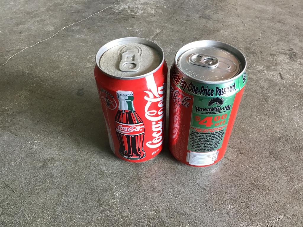 Coca-Cola 2 Canadese blikjes, Ophalen of Verzenden, Gebruikt, Verpakking