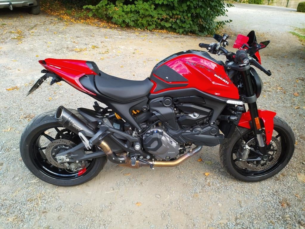 Ducati Monster+ 2024, Motoren, Particulier