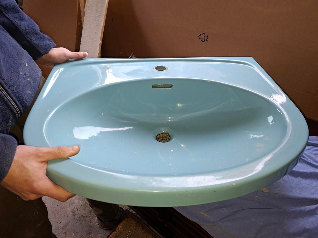 Lavabo licht blauw, Ophalen
