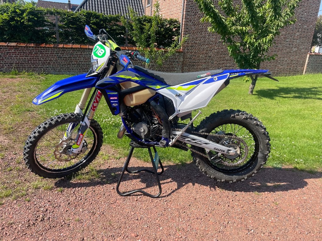Sherco 125 SE-R factory *2023* 47 uur*, 6 versnellingen, 125 cc, Zo goed als nieuw, Ophalen