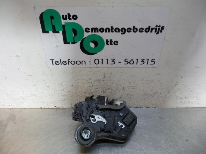 Deurslot Mechaniek 4Deurs links-achter van een Daihatsu Siri, Gebruikt, Daihatsu, -, -